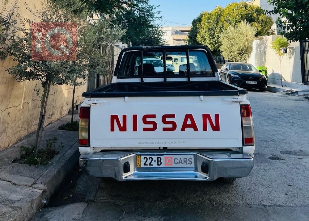 نيسان بيك اب